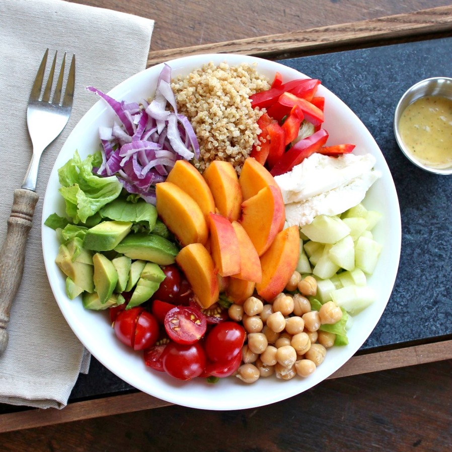 Salad Bowl ala Restoran, Bisa Kamu Buat Sendiri di Rumah